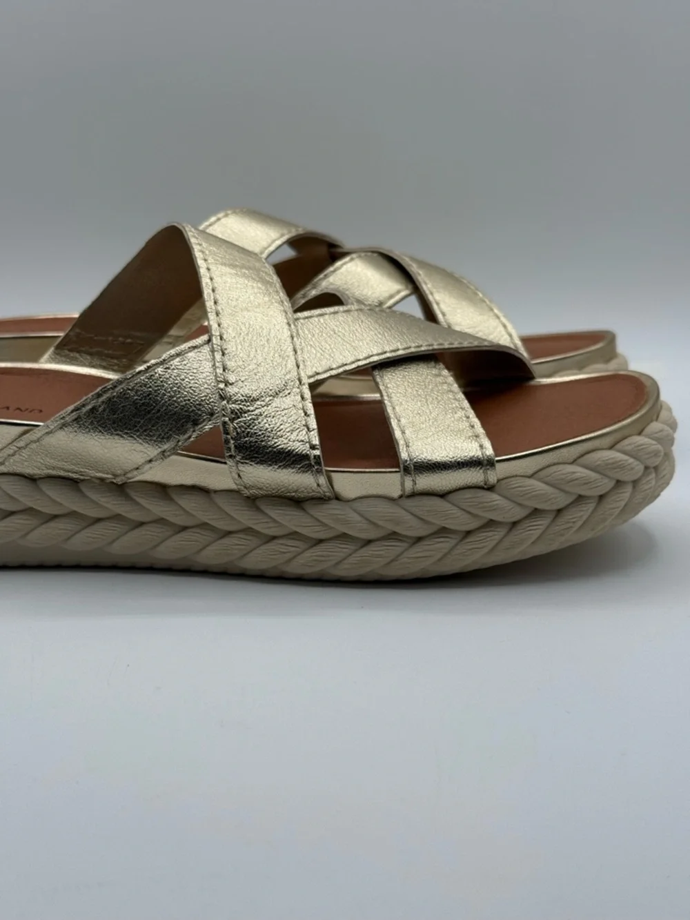 Lucky Brand Lofftee Gold Espadrille Slide Metallic Crisscross Sandals Size 10